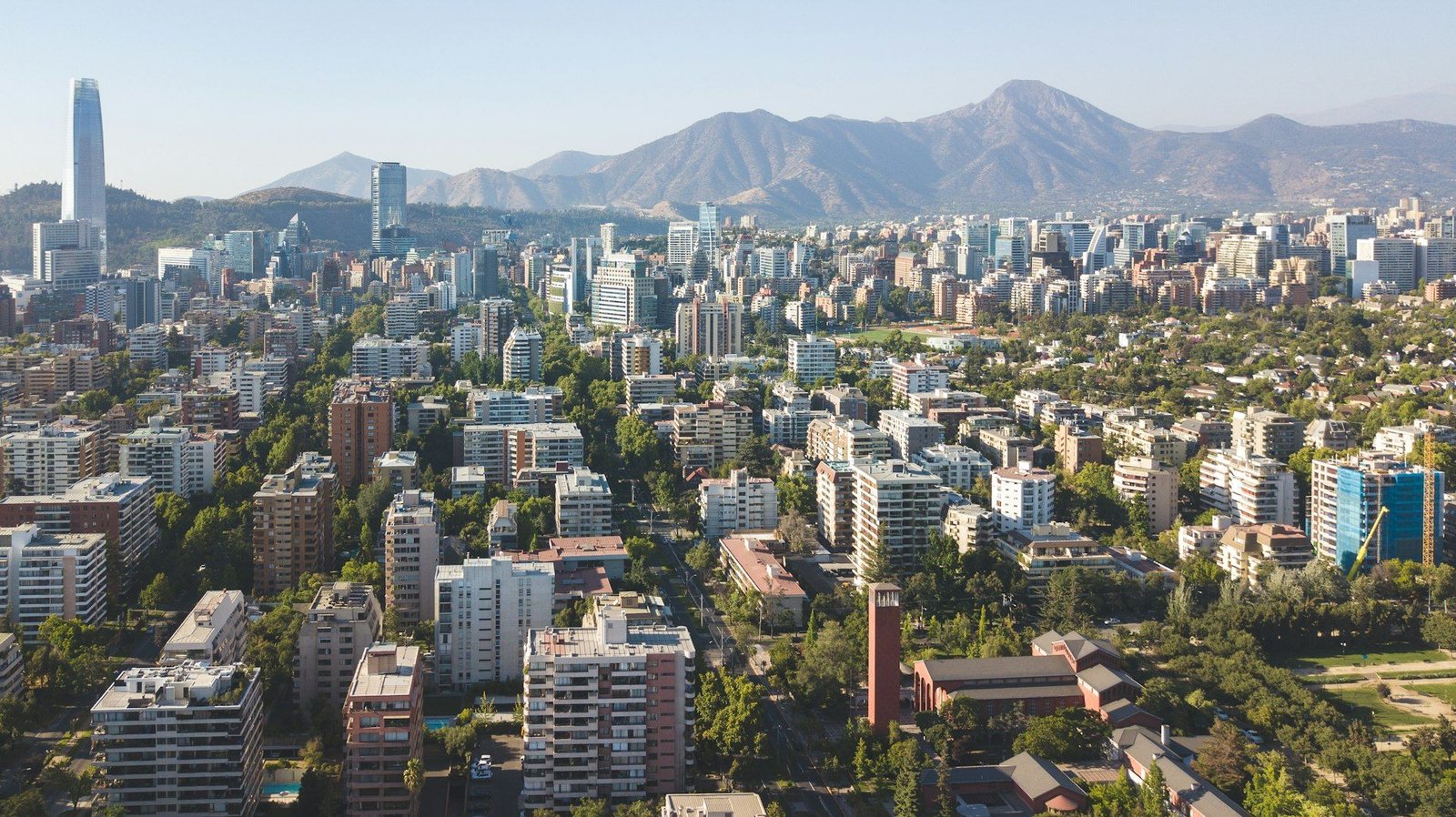 Santiago de Chile, a modern city beneath the Andes